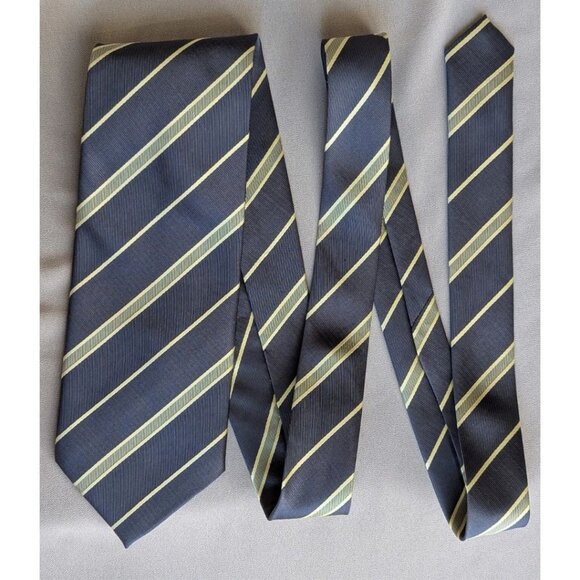 BOSS Hugo Boss 100% Silk Tie Striped Gray Yellow Jacquard Made in Italy - Picture 2 of 5